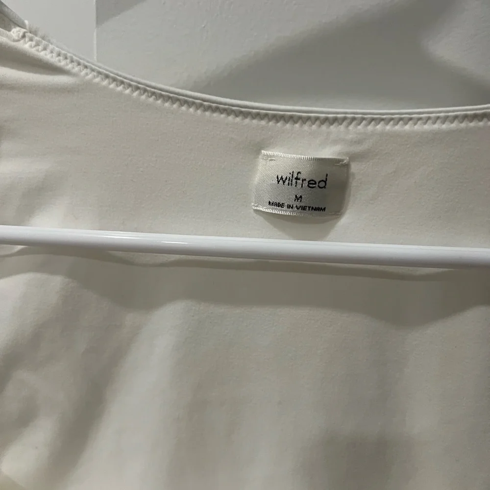 Wilfred SOFT white square neck bodysuit from Aritzia - Picture 3 of 3